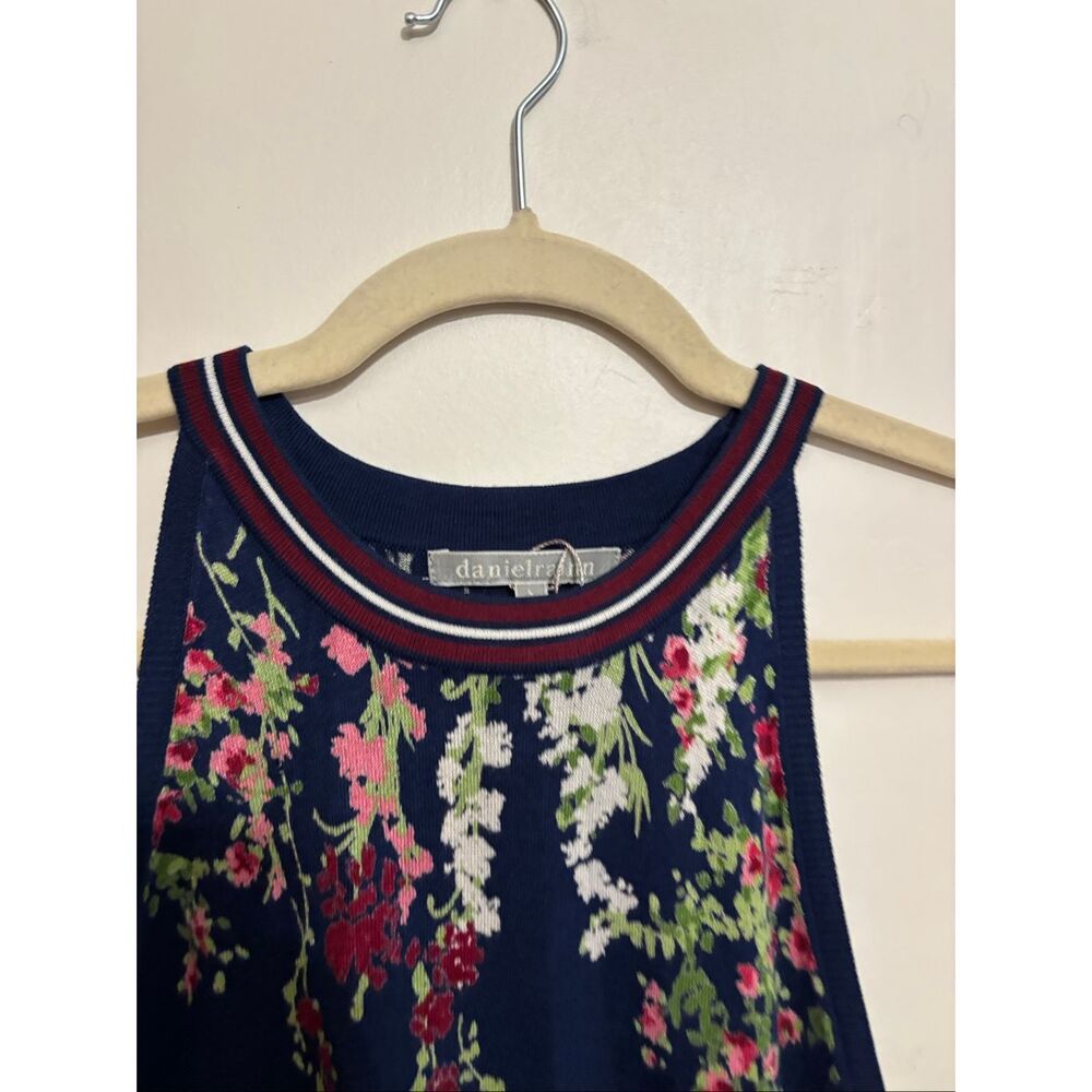 Daniel Rain Rora Halter Sweater Tank Size Large Navy Floral NWOT - Picture 6 of 10